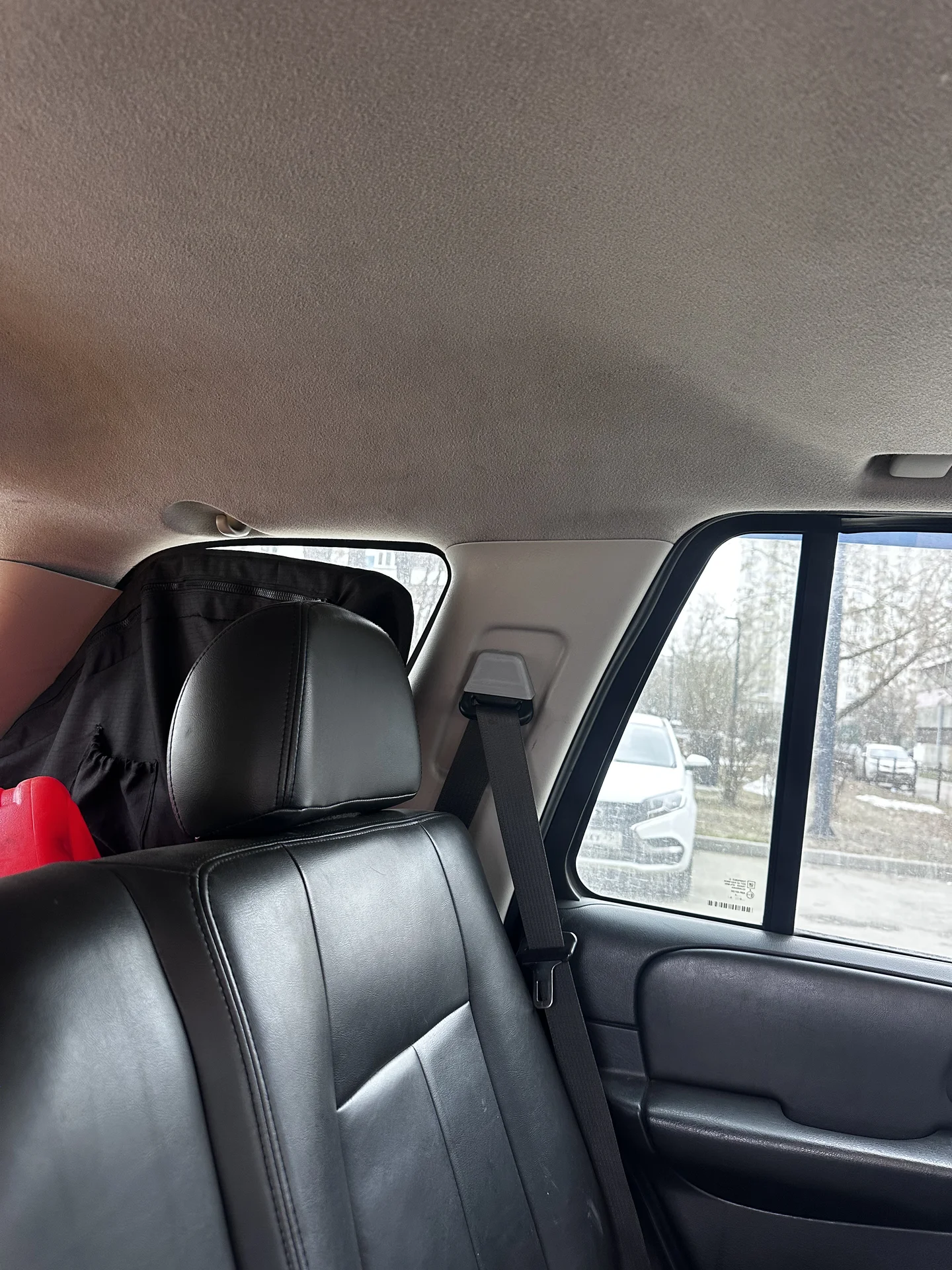 Крышка ремней безопасности Chevrolet Trailblazer - миниатюра 2