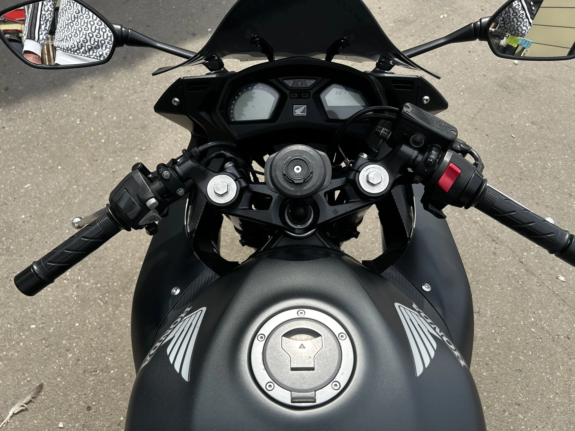 Honda CBR 650f - миниатюра 5