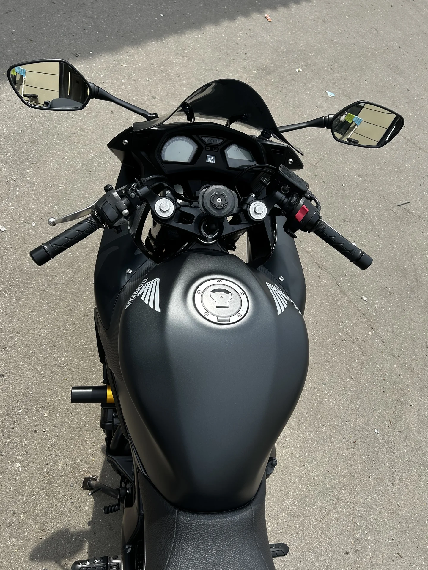 Honda CBR 650f - миниатюра 6