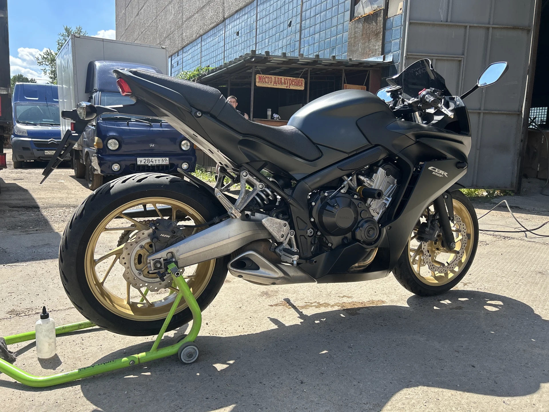 Honda CBR 650f - миниатюра 12