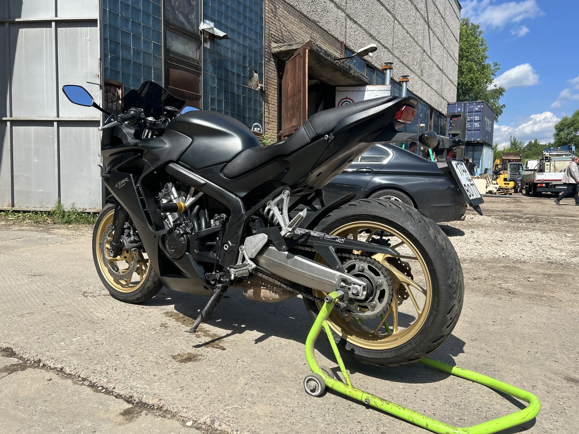 Honda CBR 650f - миниатюра 13