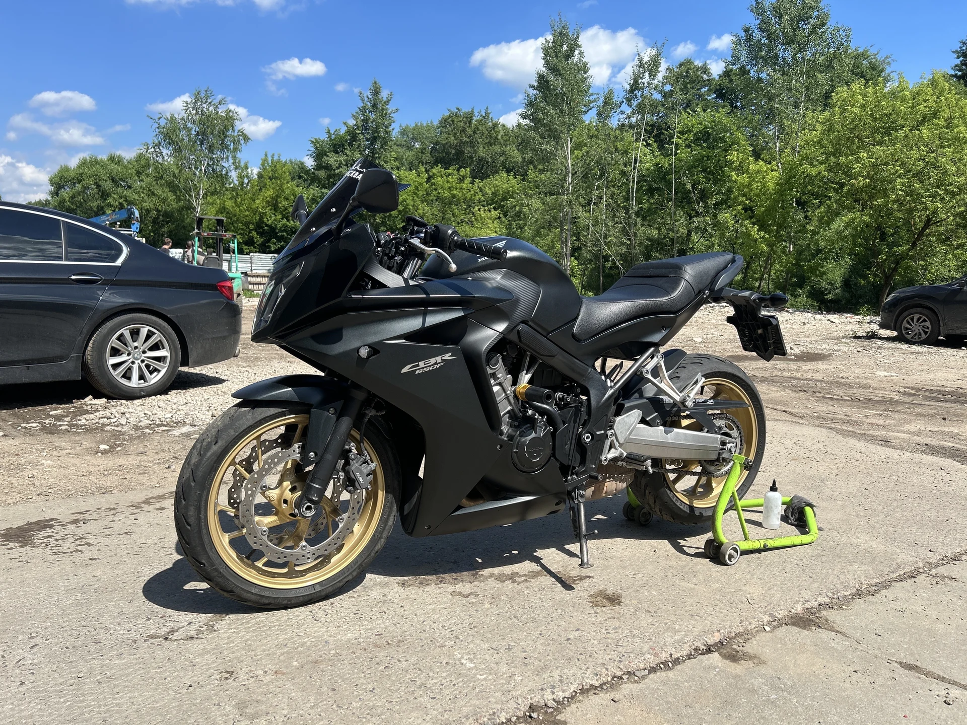 Honda CBR 650f - миниатюра 15