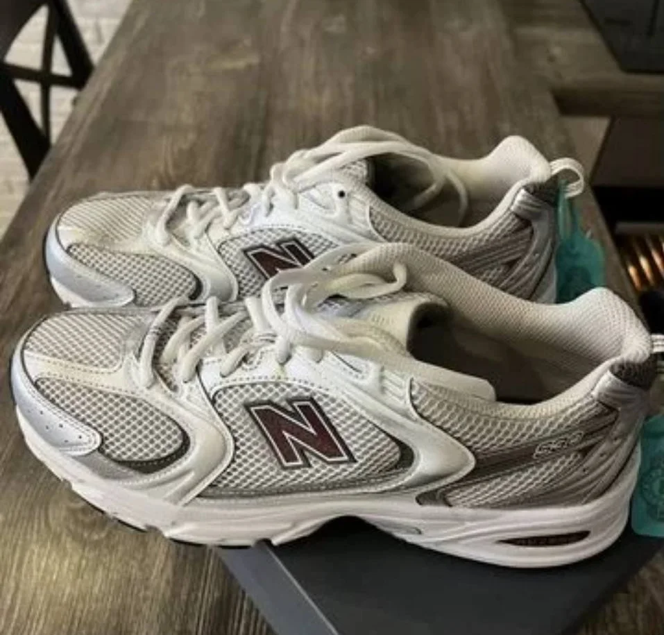 Оригинальные кроссовки New balance 530 42 EU - изображение 1