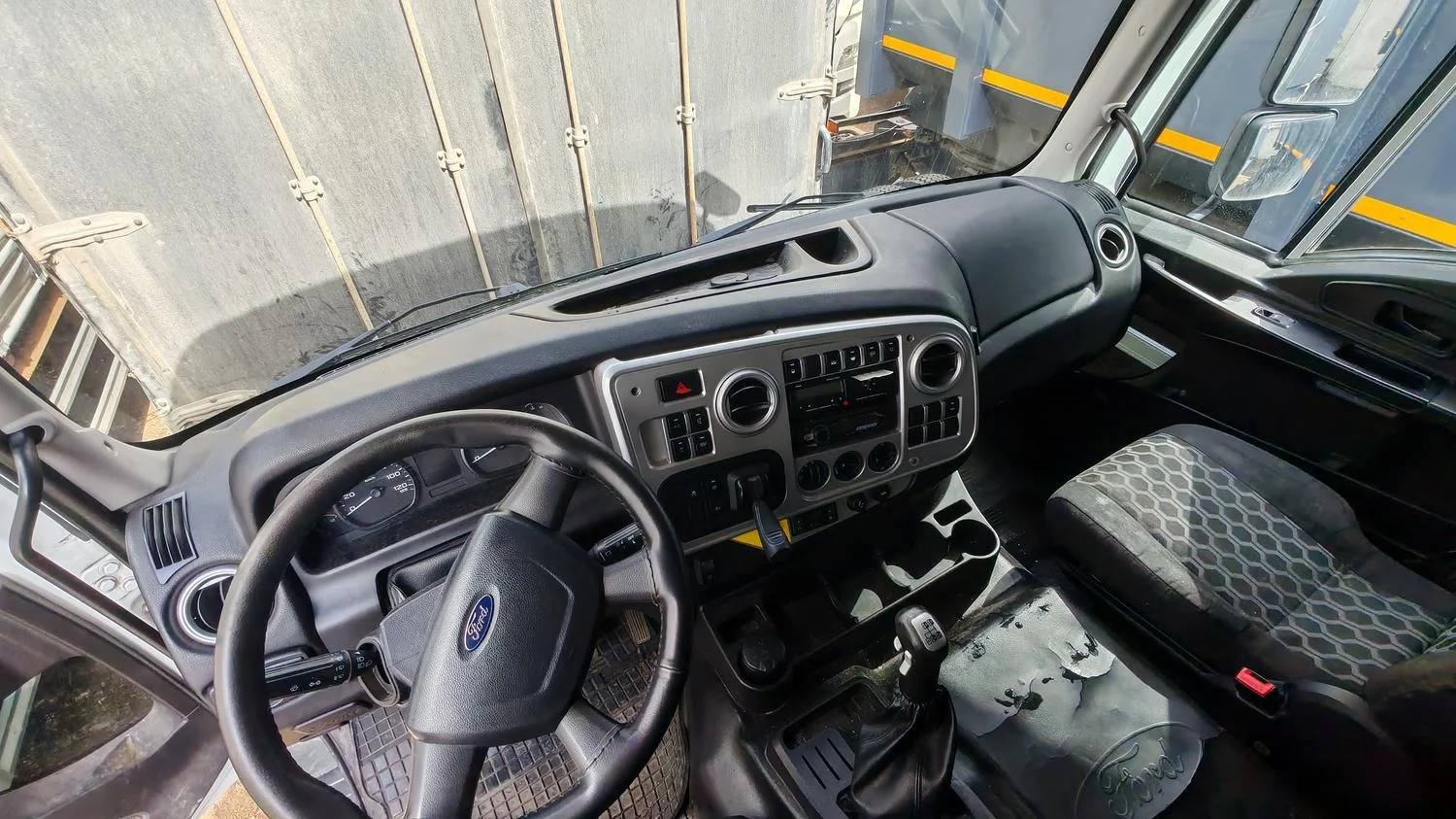 Ford CARGO 1848Т 4x2, 747 578 км, 2018 - миниатюра 4