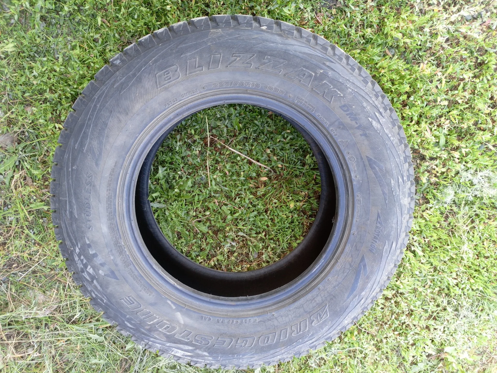 Bridgestone Blizzak DM-V1 225/70 R16 - миниатюра 3