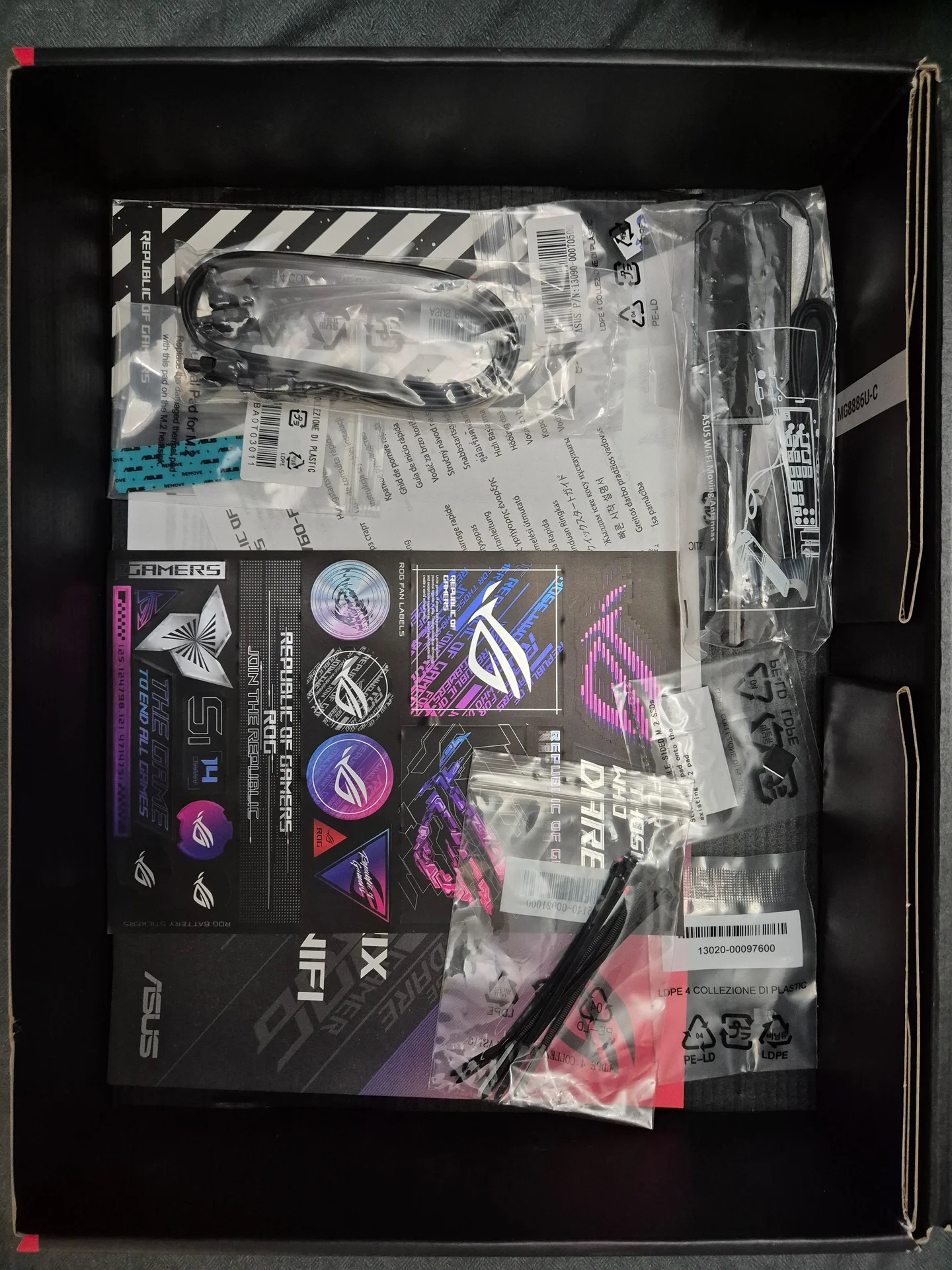 Asus ROG strix b760 f gaming wifi - миниатюра 24
