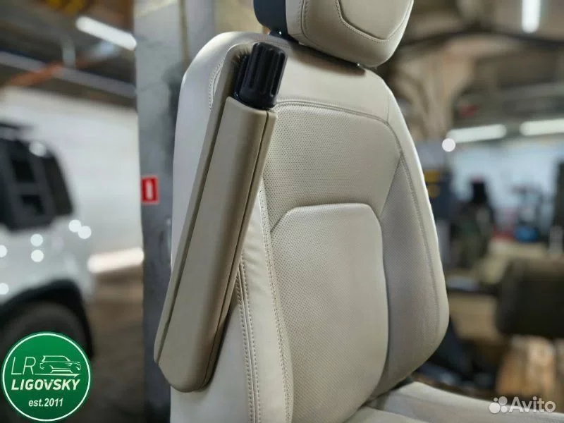 Подлокотники передних сидений Land Rover Defender - миниатюра 2