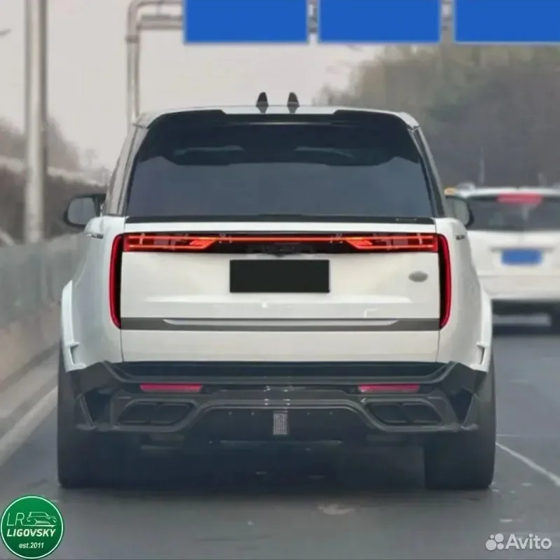 Подсветка заднего бампера Land Rover Range Rover - изображение 1