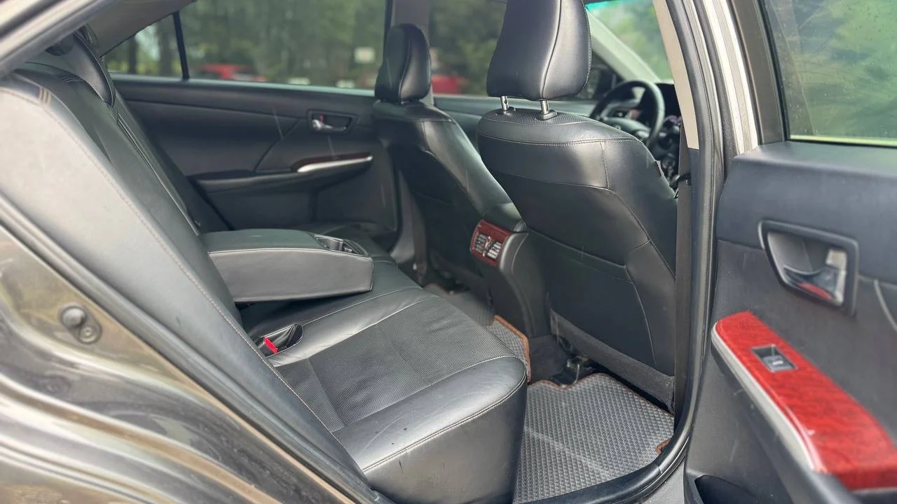 в продаже Camry - миниатюра 8