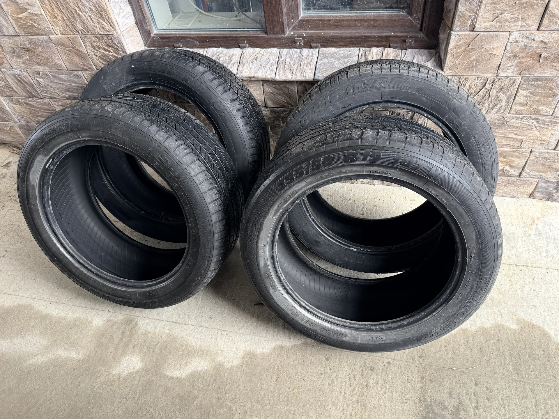 Шины 255/50R19 - изображение 1
