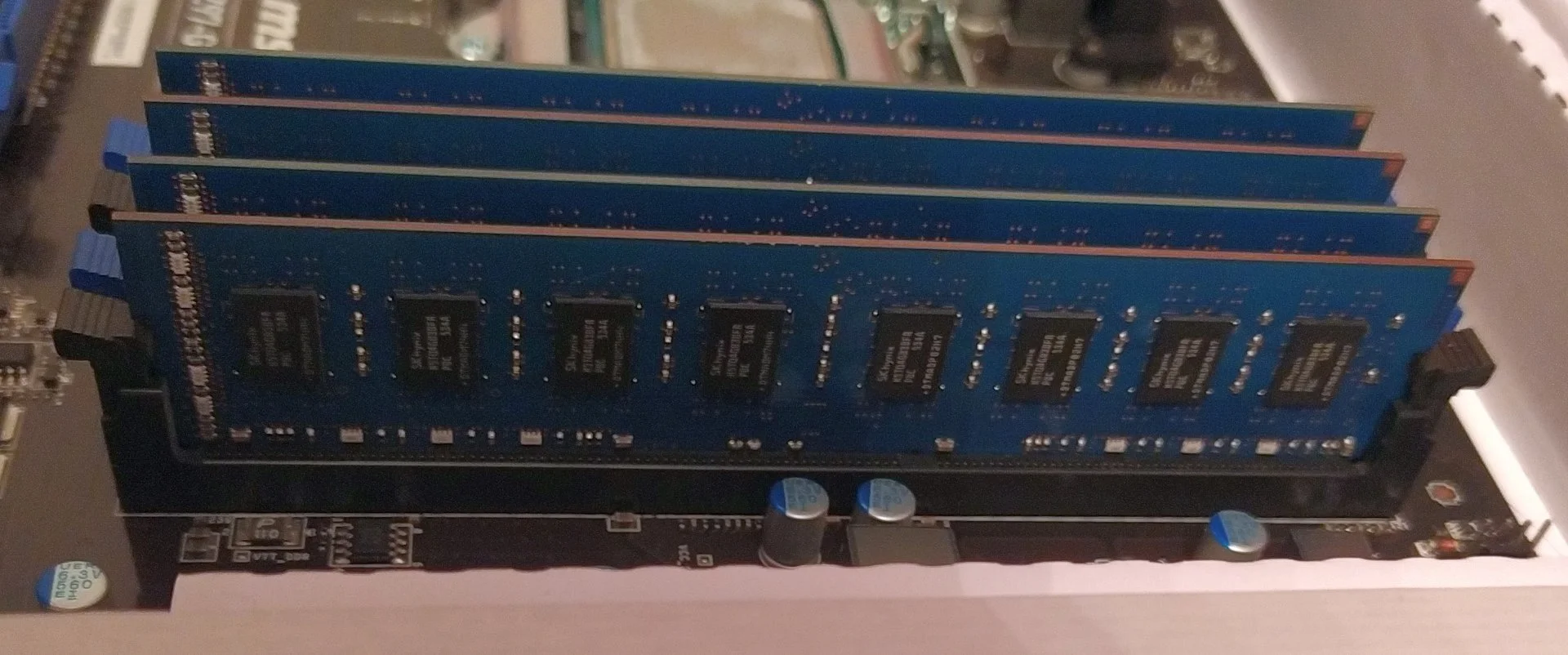 DDR3 Hynix 8 Гб х 2 1600 - миниатюра 3