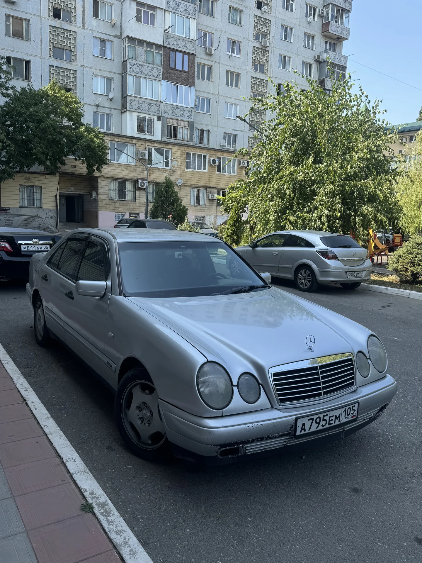 мерседес - миниатюра 2