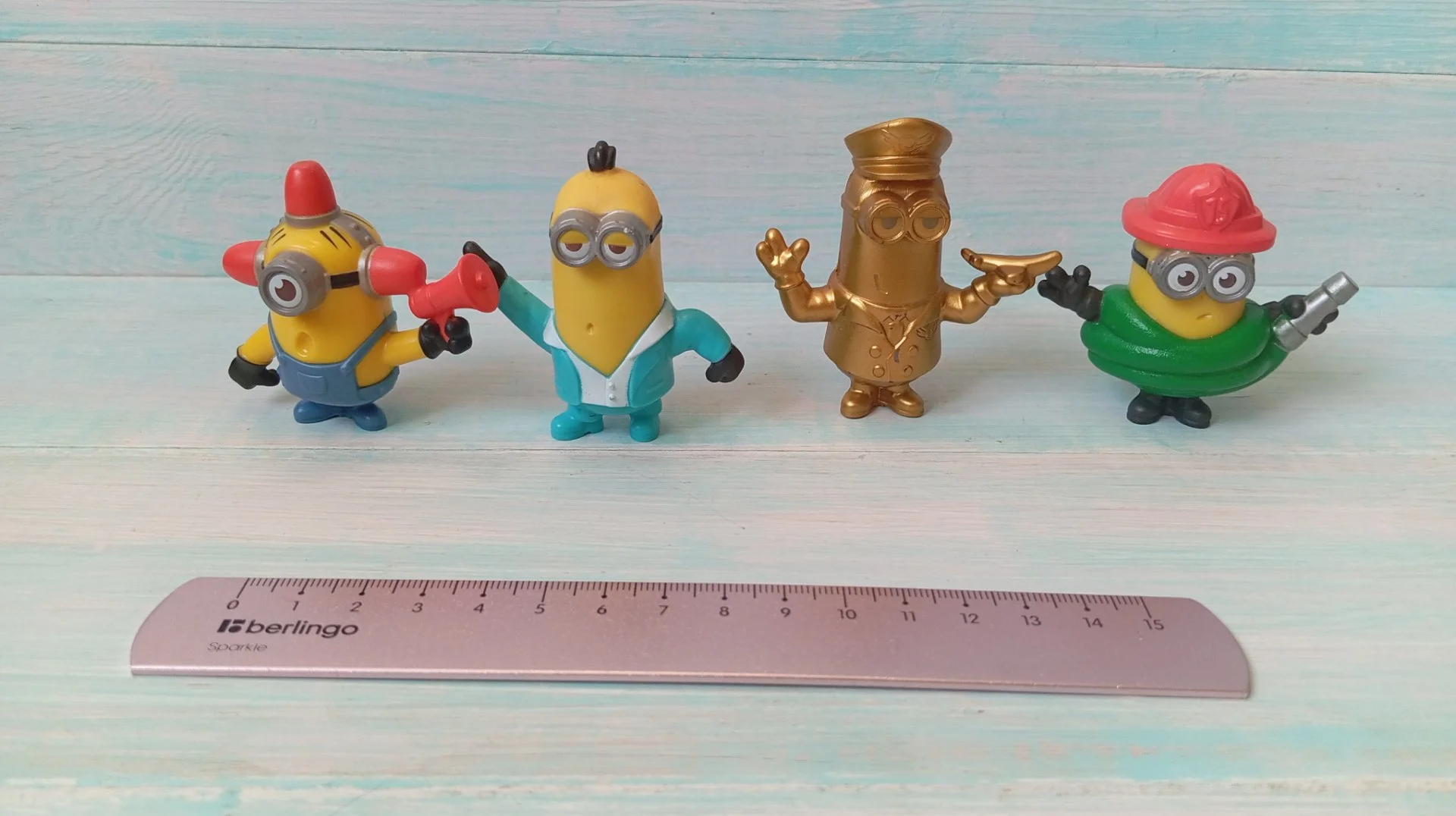 Игрушки миньоны из McDonalds - миниатюра 2