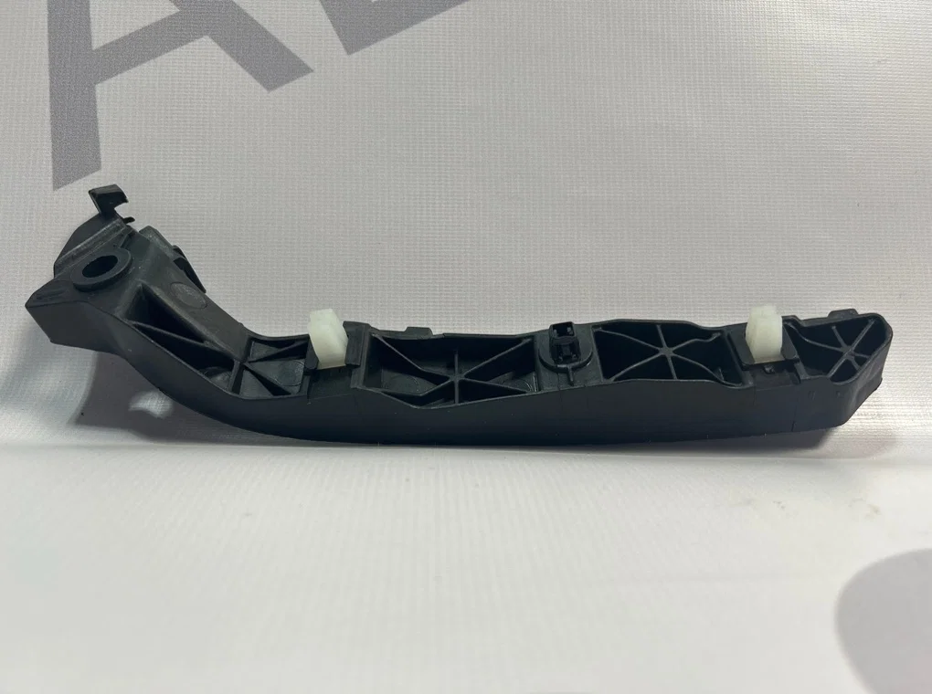 Кронштейн переднего бампера правый Hyundai i40 VF - миниатюра 2