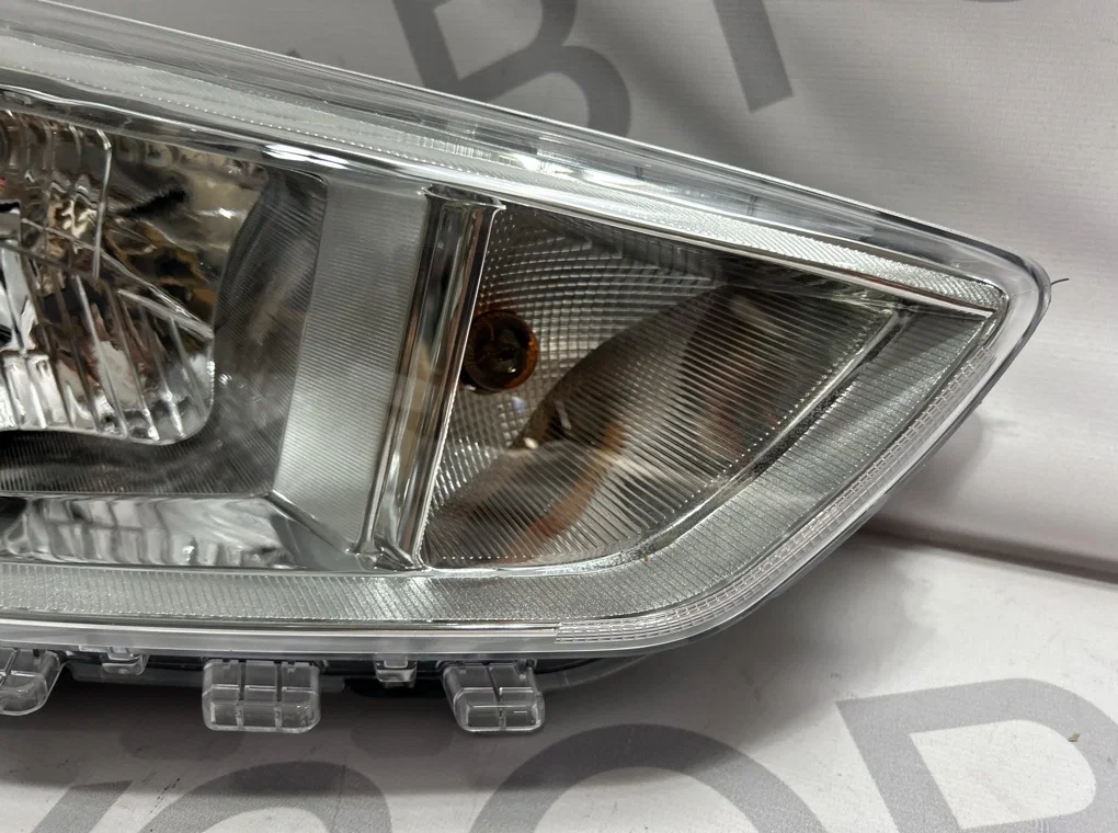 Фара правая Hyundai Creta 1 2016-2021 - миниатюра 6