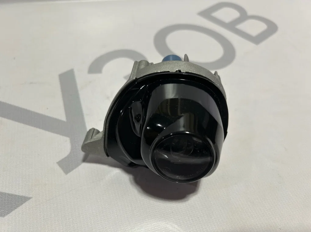 Фара противотуманная правая Mazda 3 BM 2016-2019 - миниатюра 2