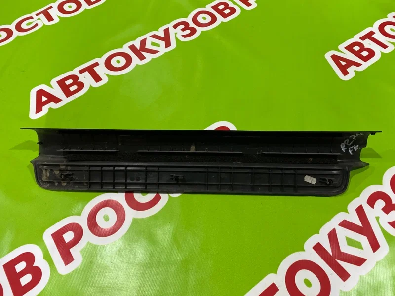 Накладка порога (внутренняя) передняя правая - миниатюра 2