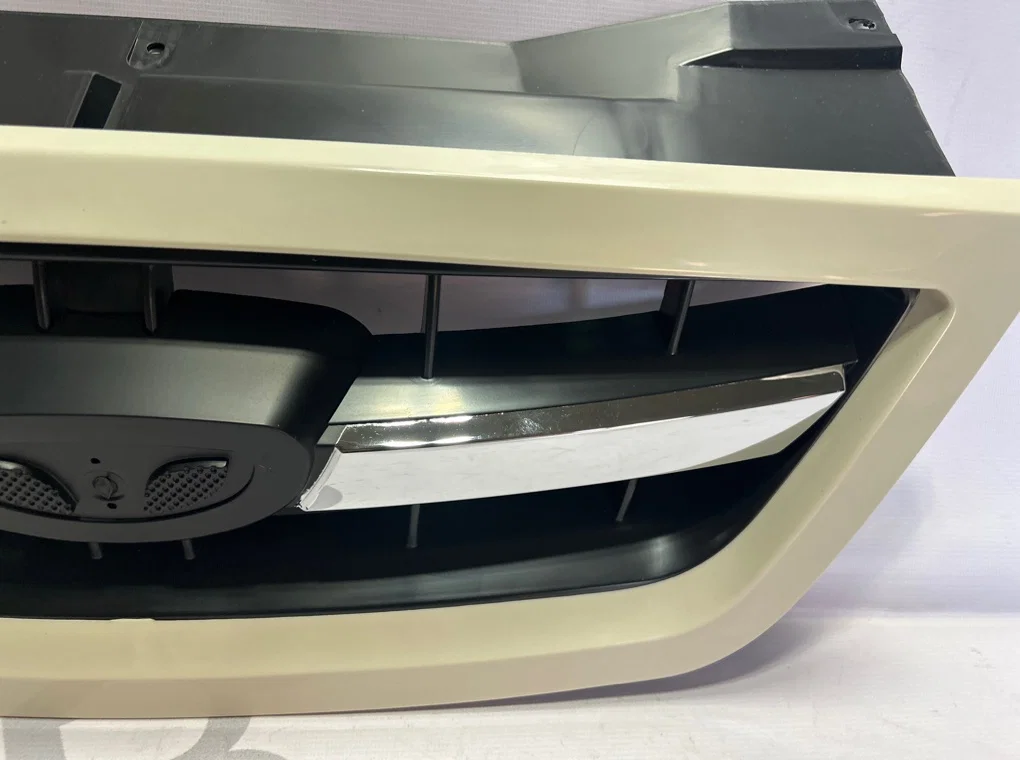 Решетка радиатора Daewoo Nexia 150 2008-2016 - миниатюра 5