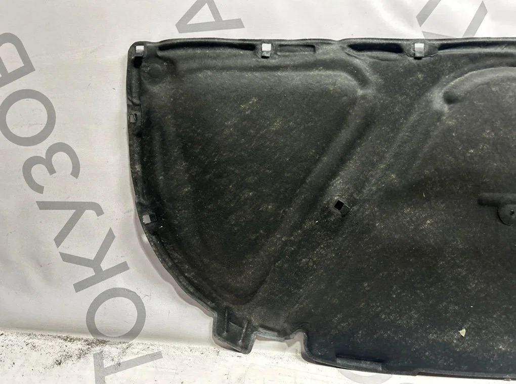 Шумоизоляция капота Audi A4 B7 2005-2007 - миниатюра 9