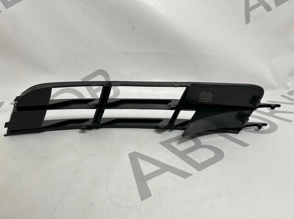 Решетка в бампер правая Audi Q7 2007-2010 - миниатюра 6
