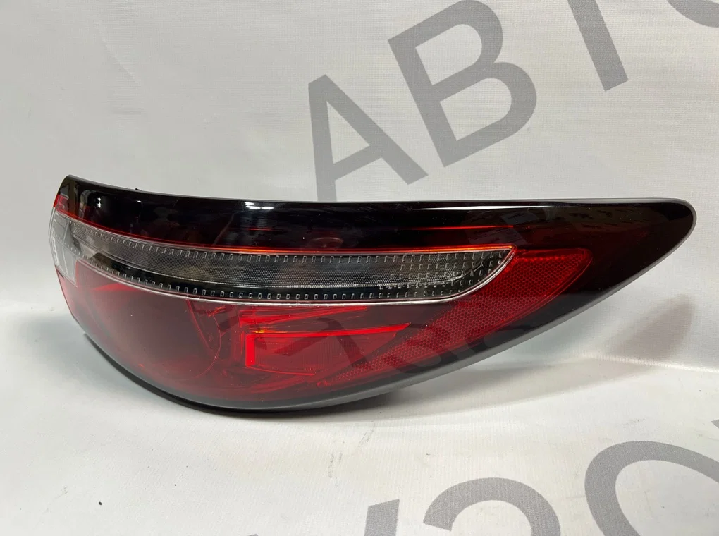 Фонарь задний правый наружный Mazda 6 GJ 2018- - миниатюра 2