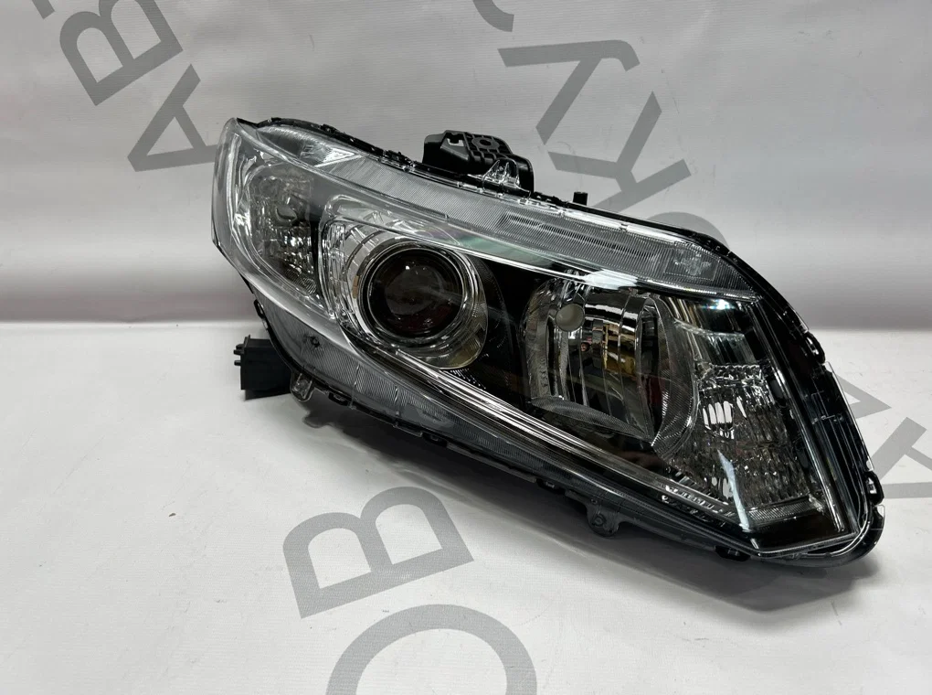 Фара правая Honda Civic 9 2012-2017 - изображение 1