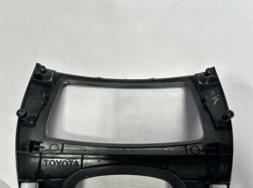 Накладка декоративная Toyota Avensis 2 250 1.8 - миниатюра 10