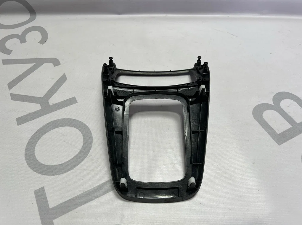 Накладка декоративная Toyota Avensis 2 250 1.8 - миниатюра 7