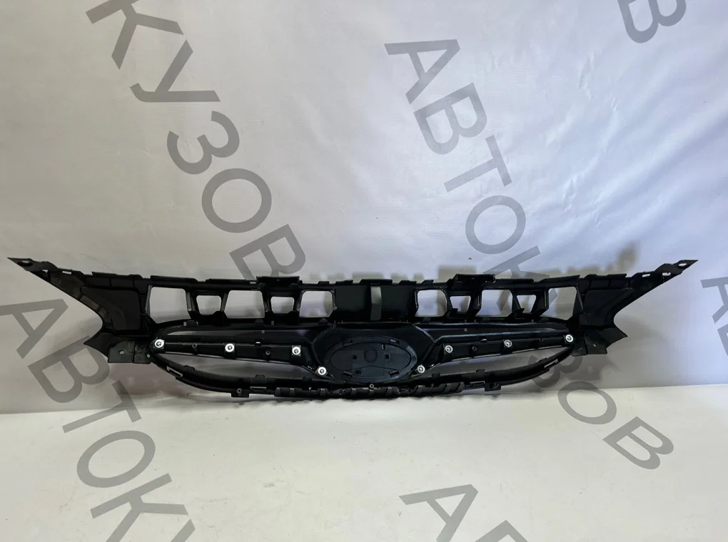 Решетка радиатора Hyundai Solaris 1 2010-2014 - миниатюра 6