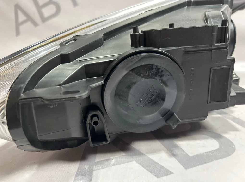 Фара правая Ford Focus 3 2015-2018 - миниатюра 7