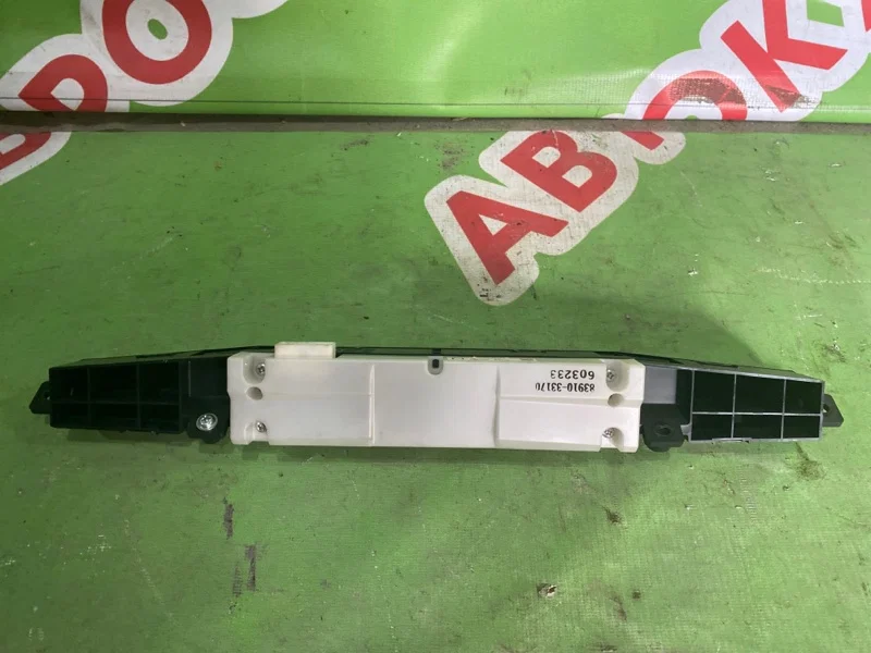 Часы Toyota Camry 40 V40 2.4 2008 - миниатюра 3