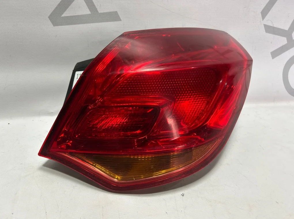Фонарь задний правый наружный Opel Astra J - миниатюра 10