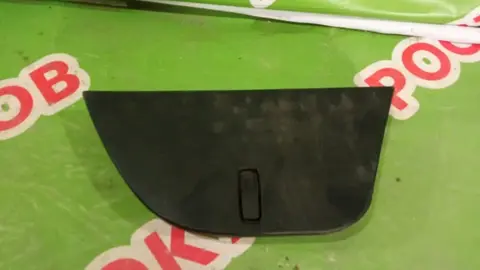 Ящик для инструментов правый Kia Ceed 1 ED 2011
