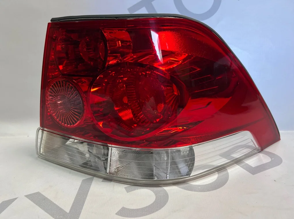 Фонарь задний правый Opel Astra H / FAMILY - изображение 1