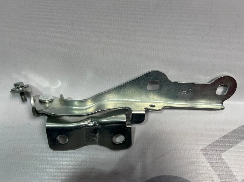 Петля капота левая Volkswagen Polo 5 2010-2021 - миниатюра 2