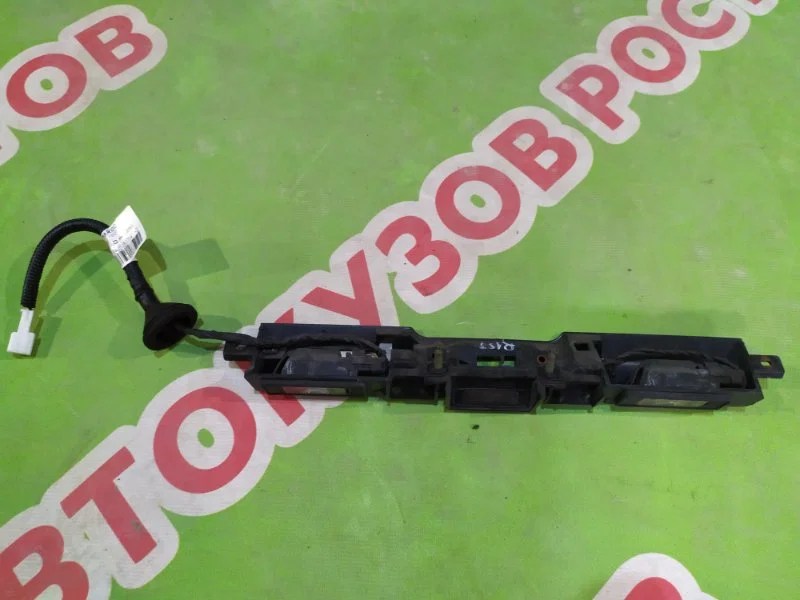 Кнопка открывания багажника Nissan Note E11 HR16DE - миниатюра 2
