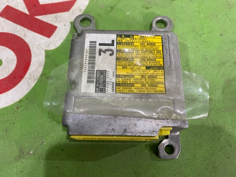 Блок управления AIR BAG Toyota Camry 40 V40 2.4