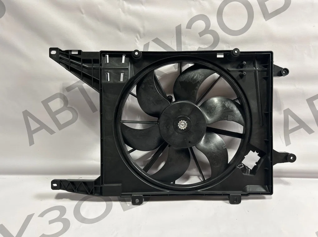 Вентилятор (диффузор) радиатора Nissan Almera G15