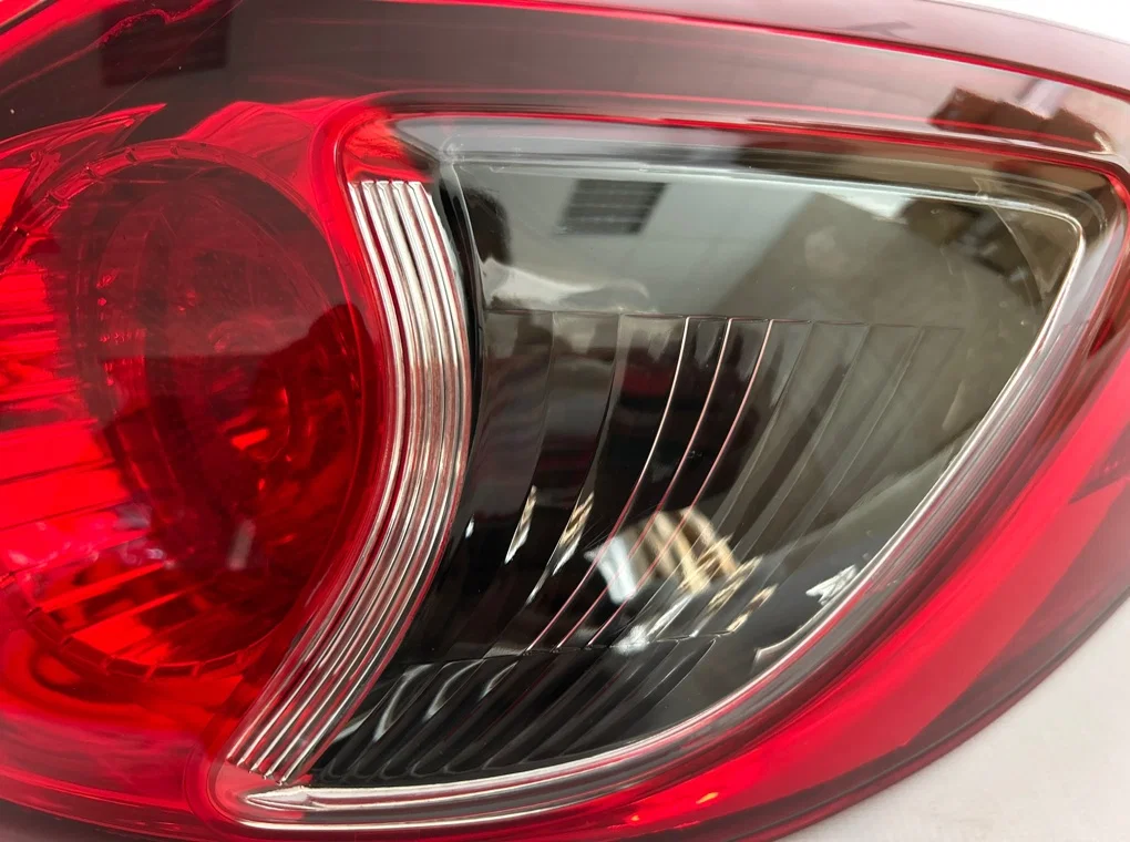 Фонарь задний правый наружный Mazda CX-5 KE - миниатюра 5