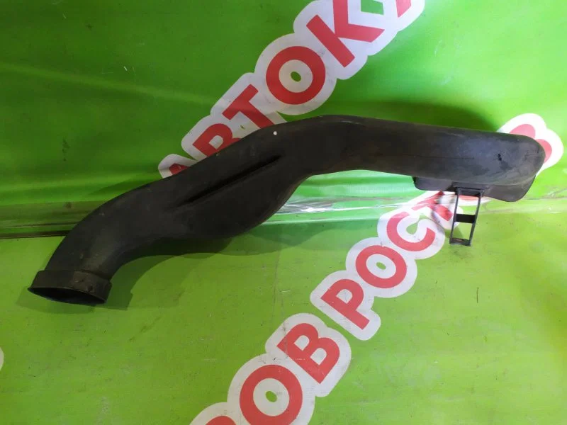 Воздухозаборник Opel Astra J 2010- - миниатюра 2