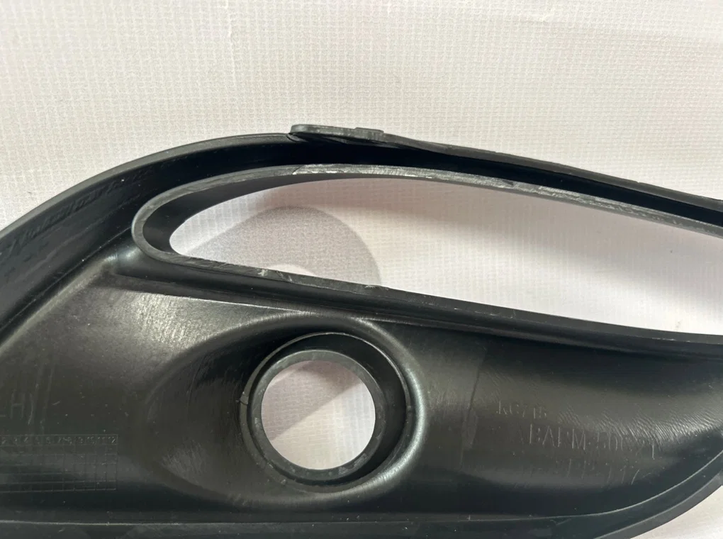 Рамка противотуманной фары левой Mazda 3 3 BM - миниатюра 8