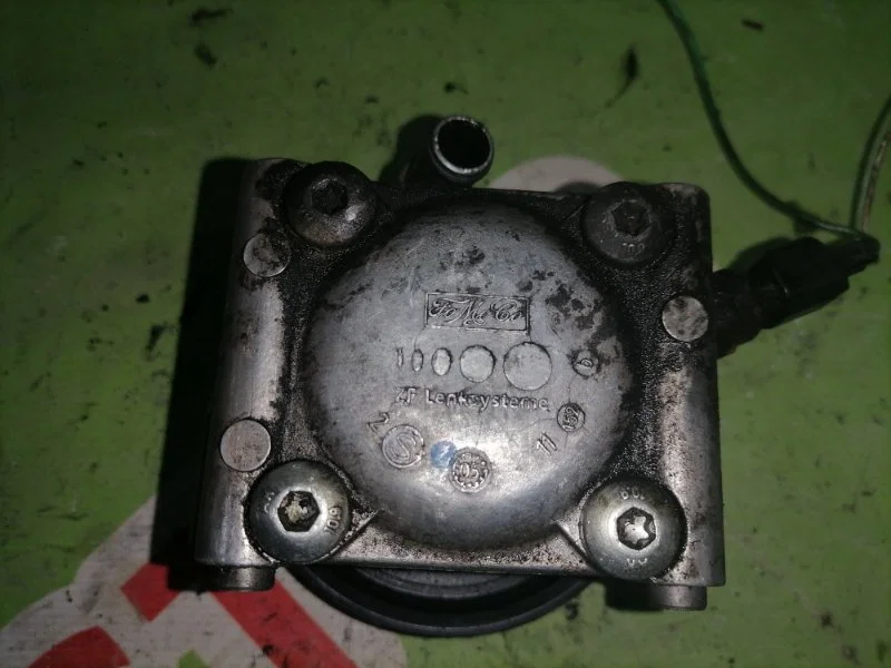 Насос гидроусилителя Ford Focus 2 2005 - 2011 - миниатюра 7