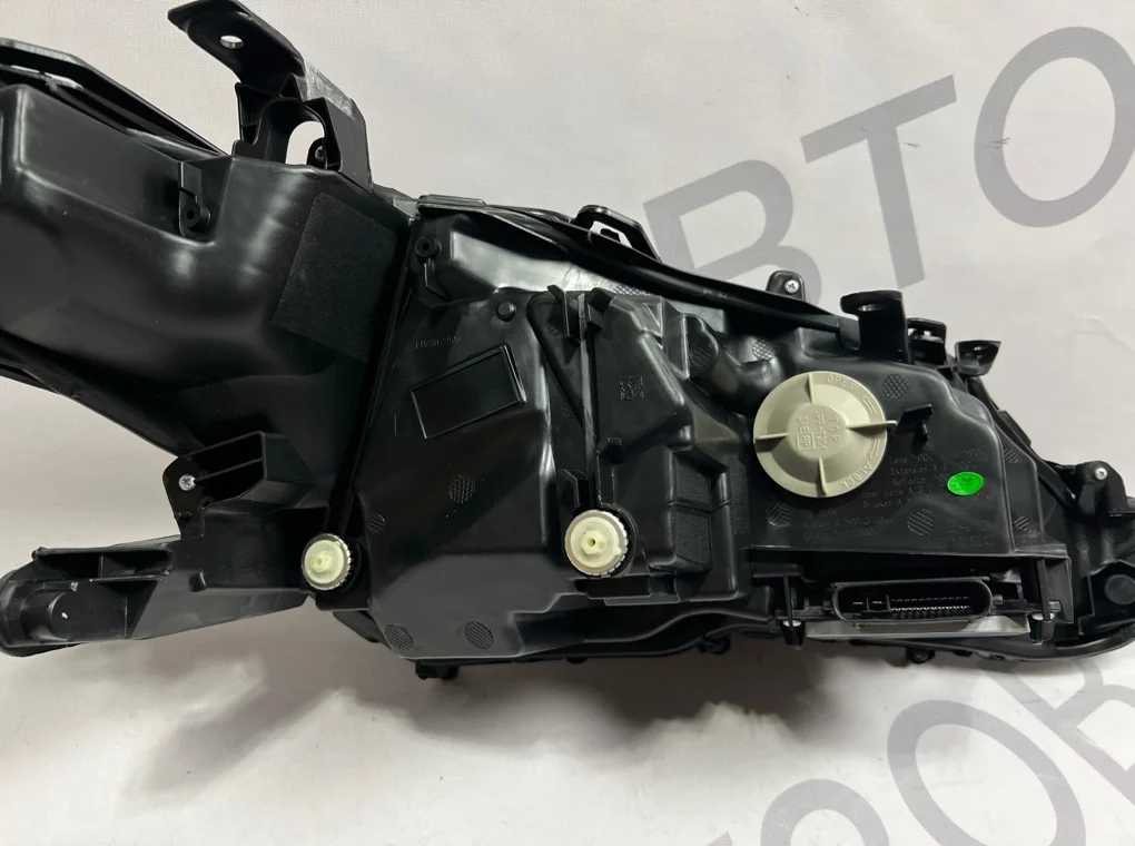 Фара левая Toyota Camry 70 V70 2019- - миниатюра 10