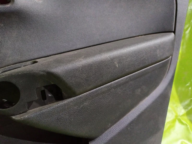 Обшивка двери задней правой Volkswagen Polo 5 - миниатюра 4