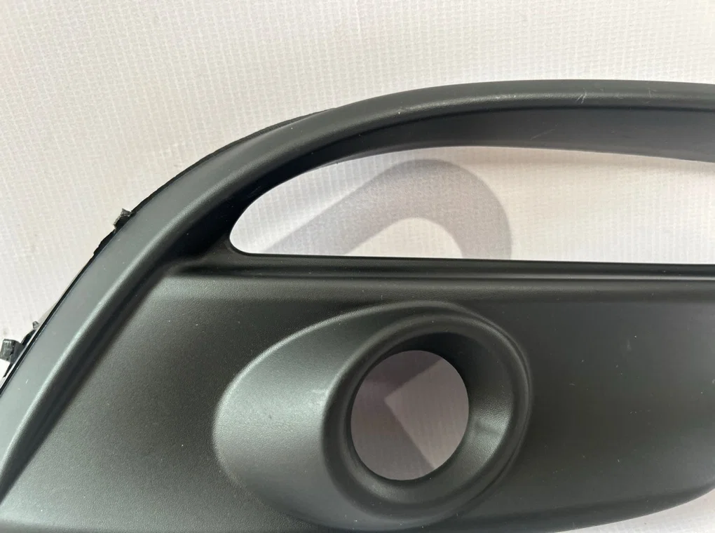 Рамка противотуманной фары правой Mazda 3 3 BM - миниатюра 4