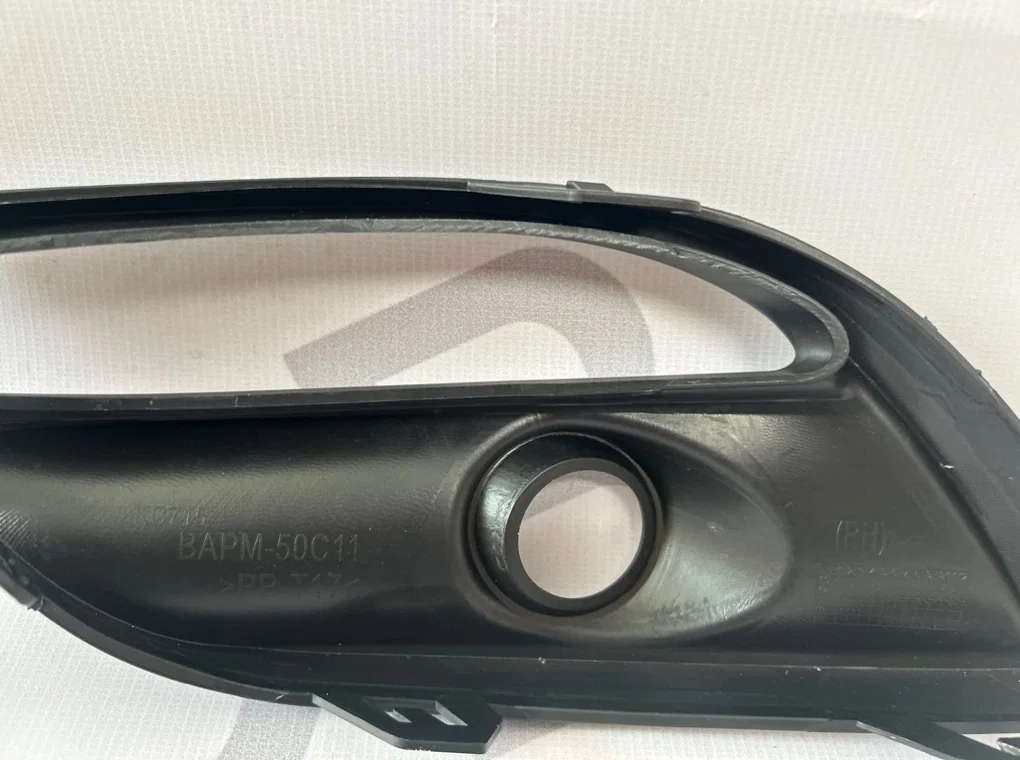 Рамка противотуманной фары правой Mazda 3 3 BM - миниатюра 8