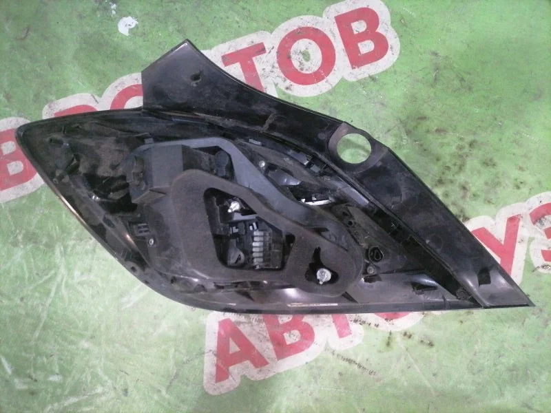 Фонарь задний правый Opel Astra H 2007-2015 - миниатюра 6