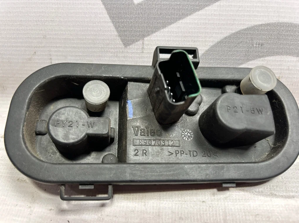 Плата фонаря заднего правого Nissan Qashqai J10 - миниатюра 4