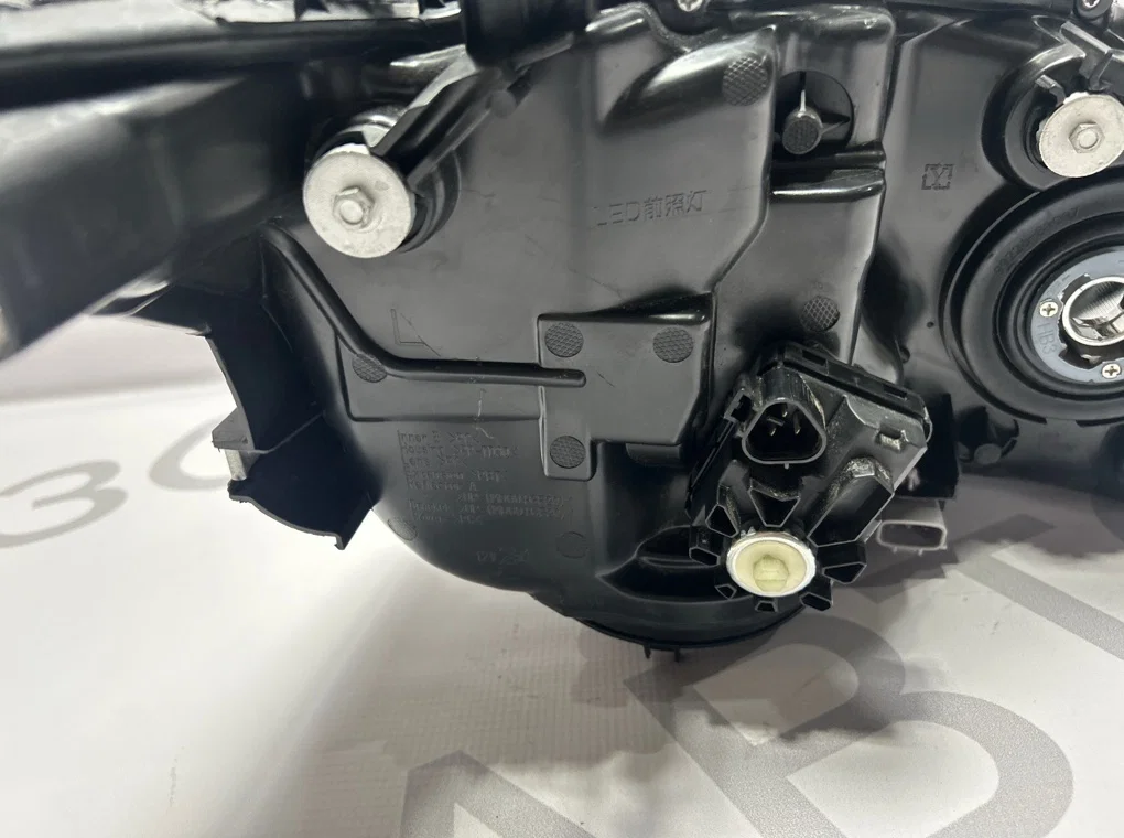 Фара левая Toyota Camry 50 55 2017-2018 - миниатюра 9