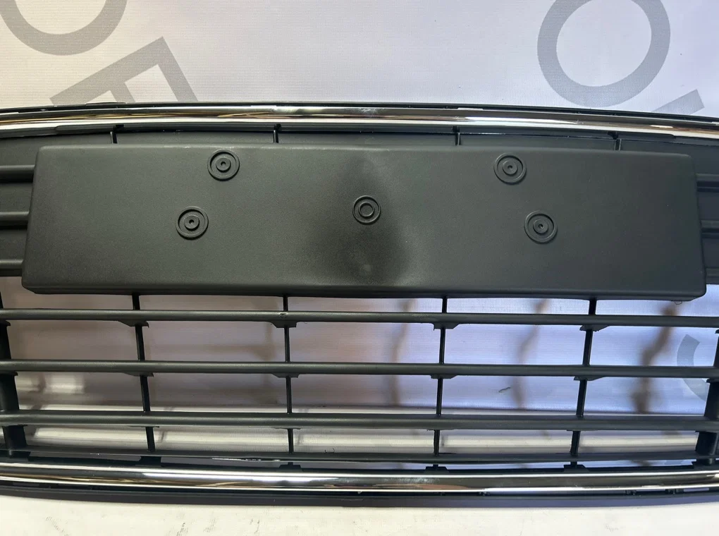 Решетка в бампер центральная Ford Mondeo 4 - миниатюра 4